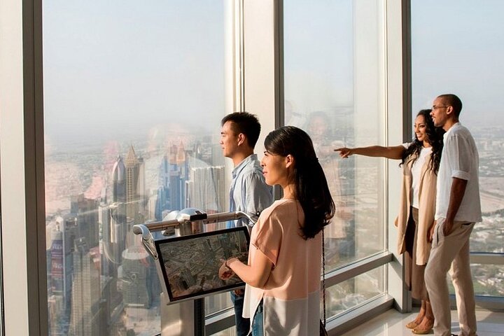 Dubai Burj Khalifa at the Top of 124th-125th Floor Tickets