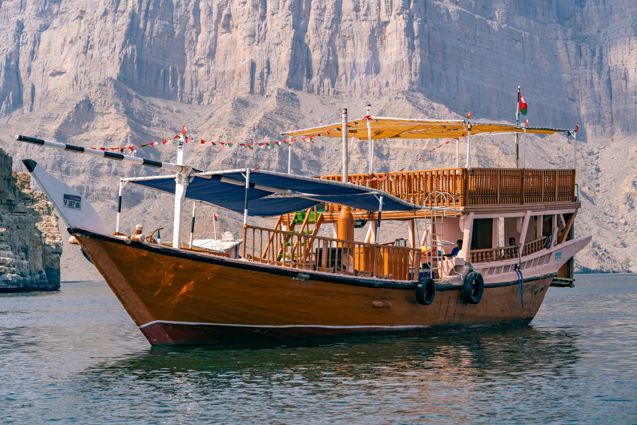 1 Day 1 Night at Musandam Oman in Dhow Cruise with Beach Camping from Dubai