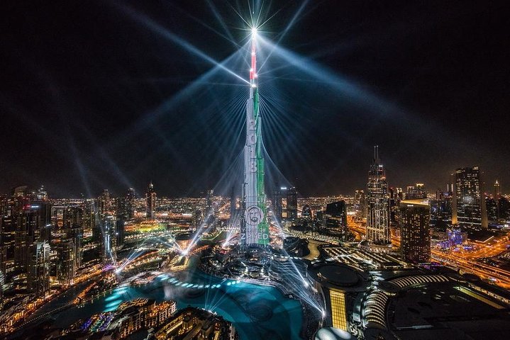 Dubai New Year’s Eve Celebration: Deluxe Creek Dinner Cruise