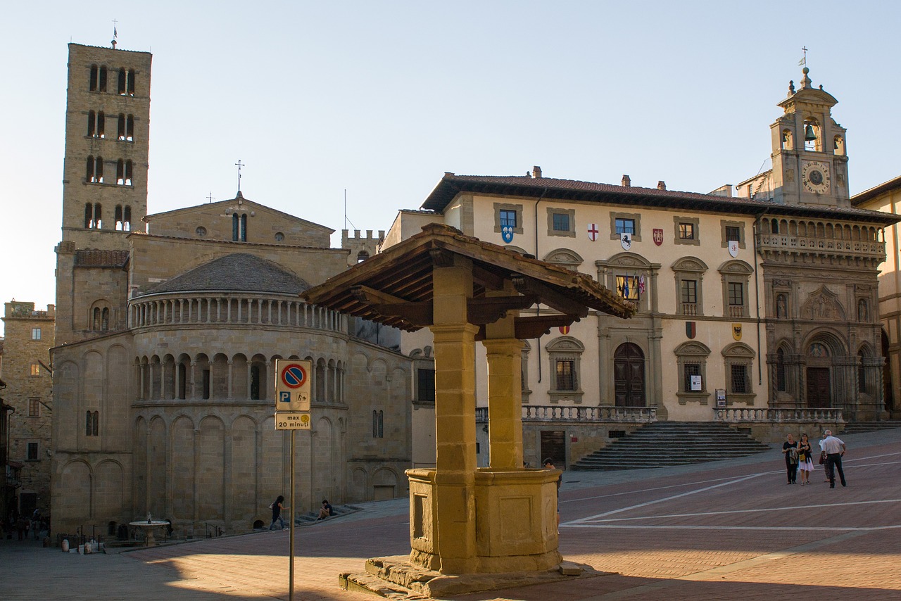 Private Full Day Tour to Arezzo & Cortona: Art, History & Tuscan Charm