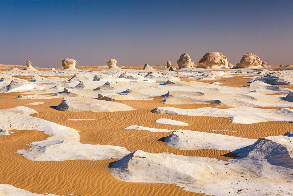 2 Day tour to the White Desert and Bahariya Oasis from Cairo