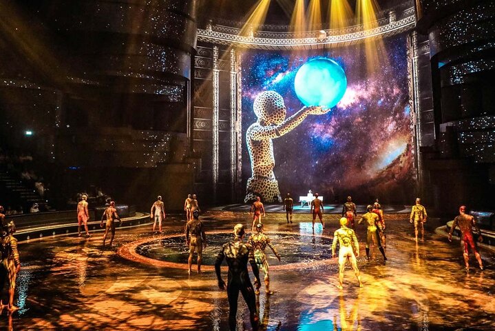 La Perle by Dragone Ticket with a roundtrip transfer from Dubai