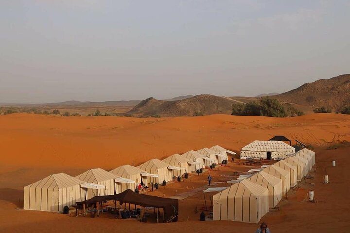 Hire a car with driver and licensed guide