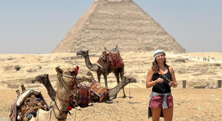Giza pyramids – Camel Ride and Lunch Tour In Cairo