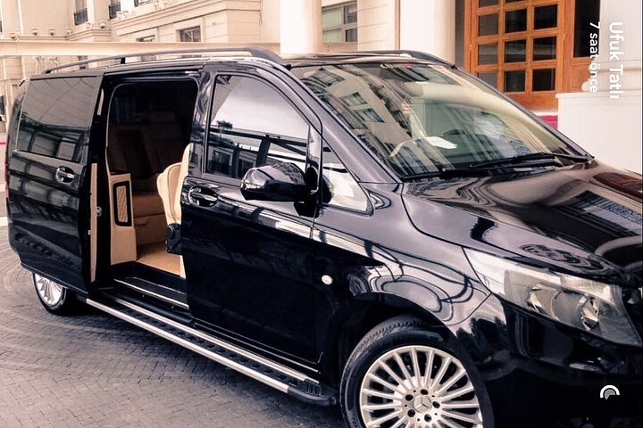 VIP Transfer: Luxury Airport Service between Alanya and Antalya