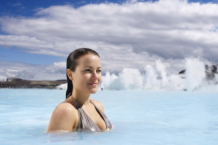 Blue Lagoon: Private Transfer to/from Reykjavik Hotels