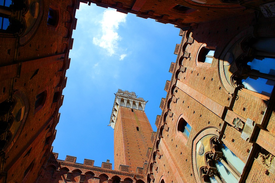 Private Full Day Tour to Siena and San Gimignano: An Elegant Escape to Tuscany’s Past