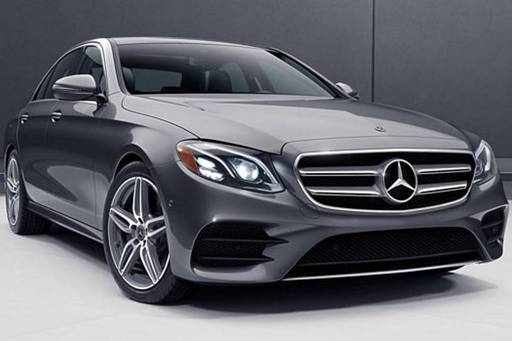 Arrival Private Transfers from Krakow Airport KRK to Krakow City