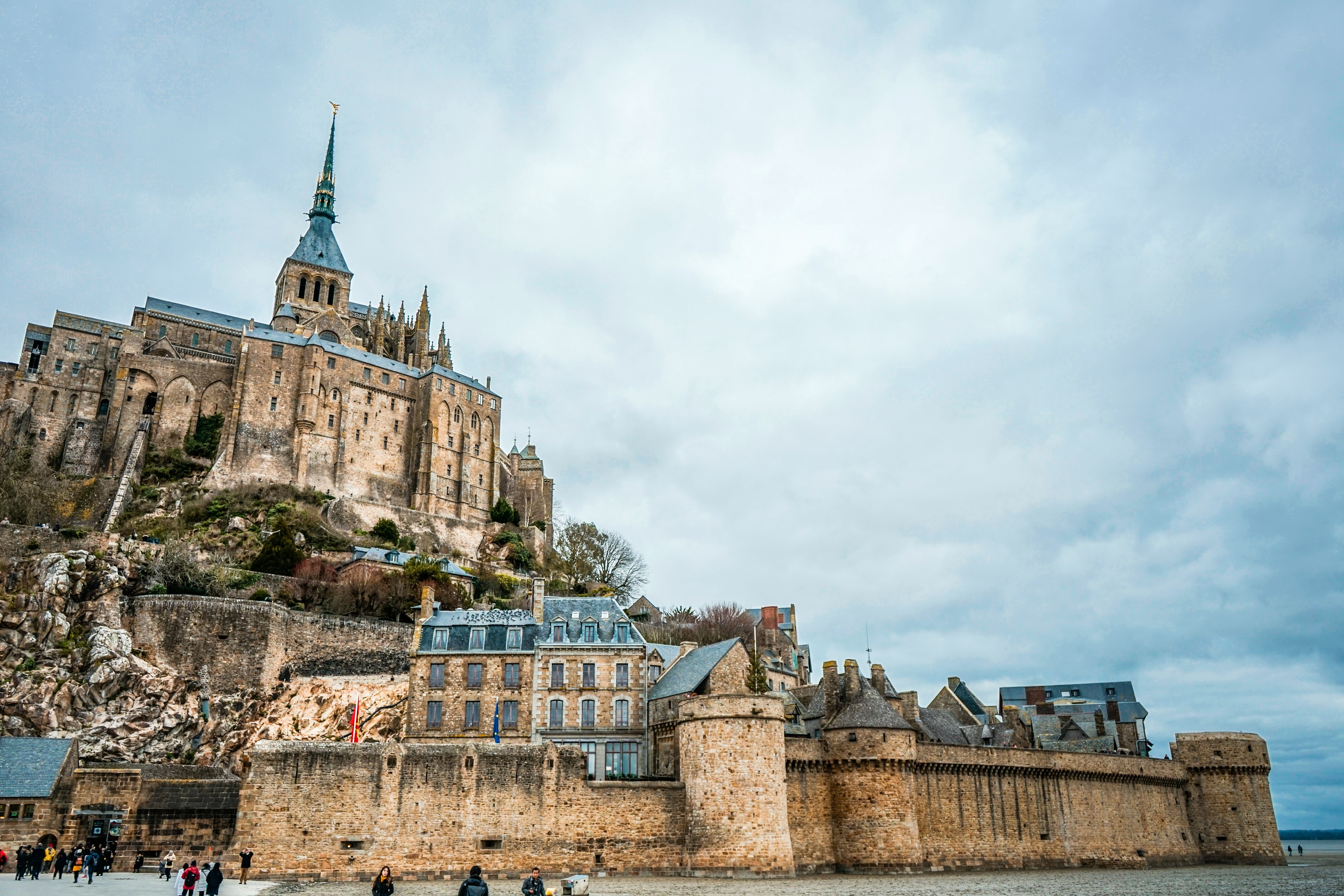 Charming Escape: Private Day Trip from Paris to Deauville and Honfleur