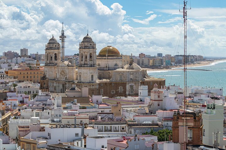 Cadiz and Jerez 10 Hour Day Tour from Seville with Photography