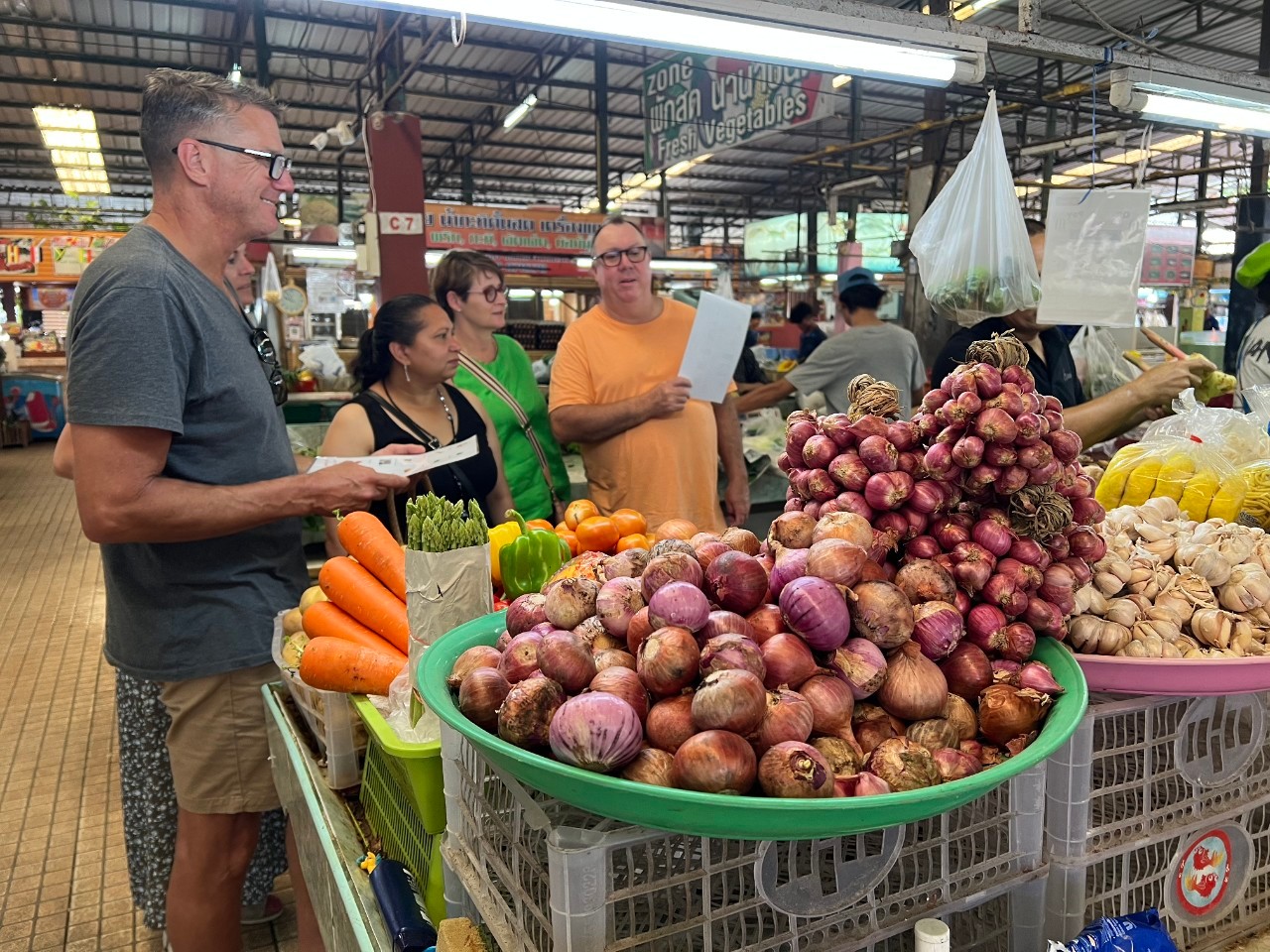 Phuket: Thai Cooking Class with Market Tour