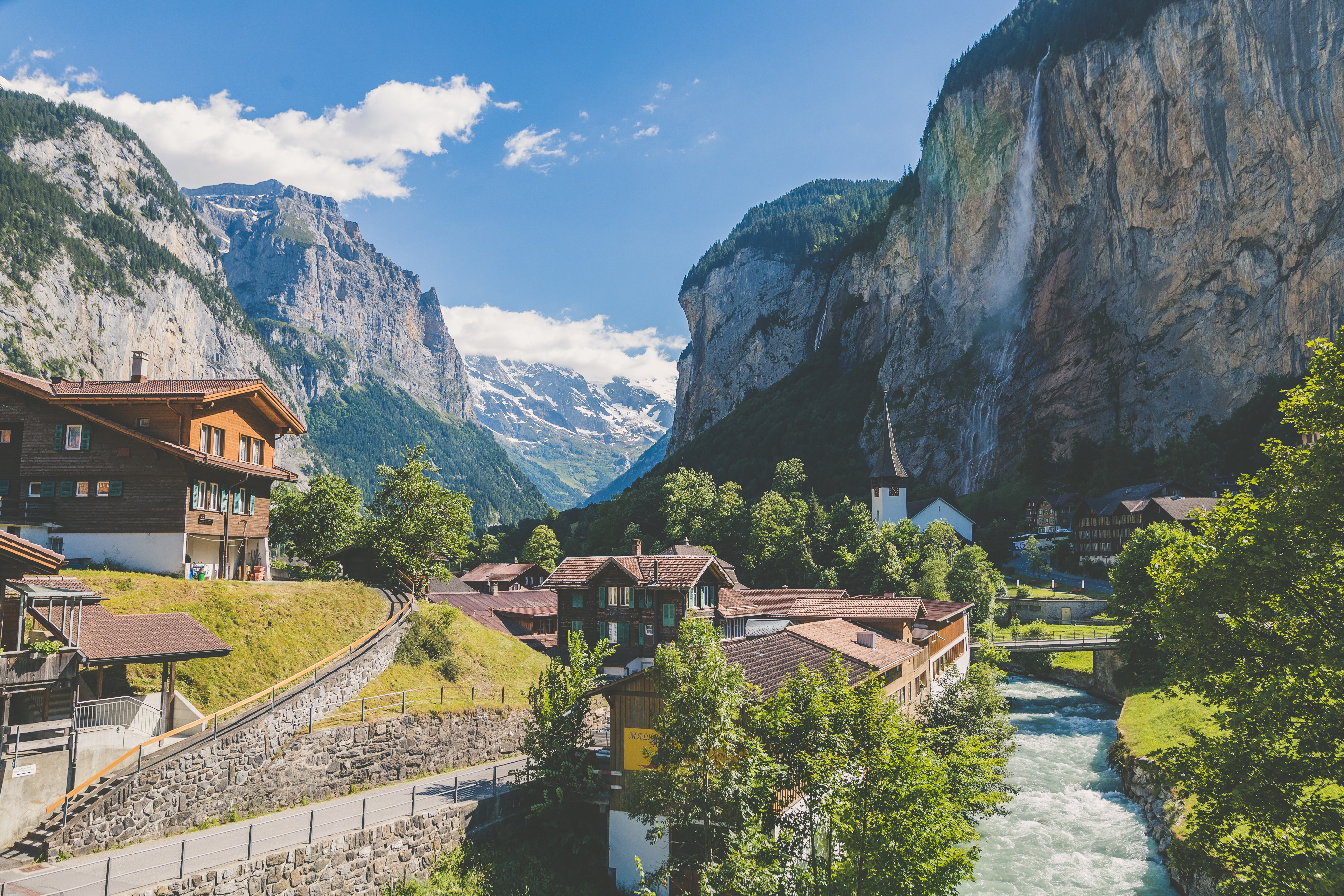 Switzerland Private Van Tour – 09 Nights / 10 Days