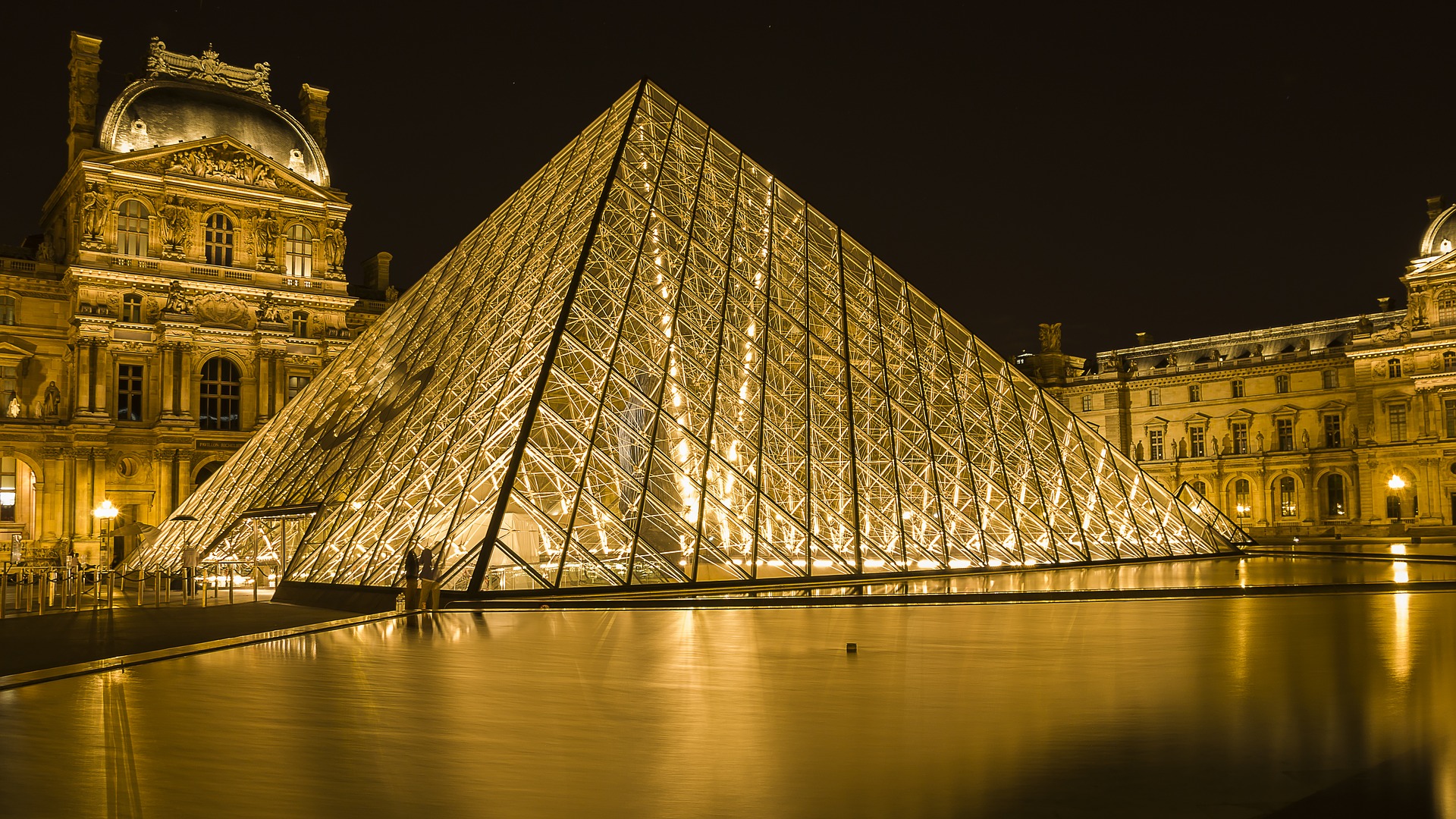 Grand Tour of France Private Van Tour – 18 Nights / 19 Days.