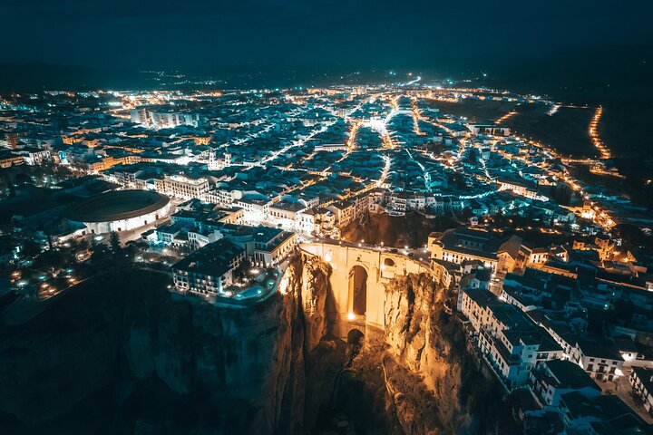 White Villages and Ronda Day Tour from Seville with Photography