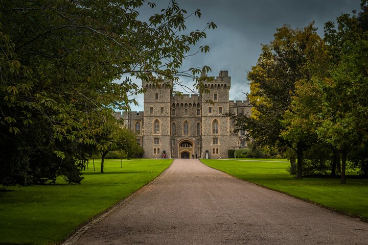 Windsor Castle Half-Day Tour from London with Hotel Transfer Windsor Castle Half-Day Tour from London with Hotel Transfer
