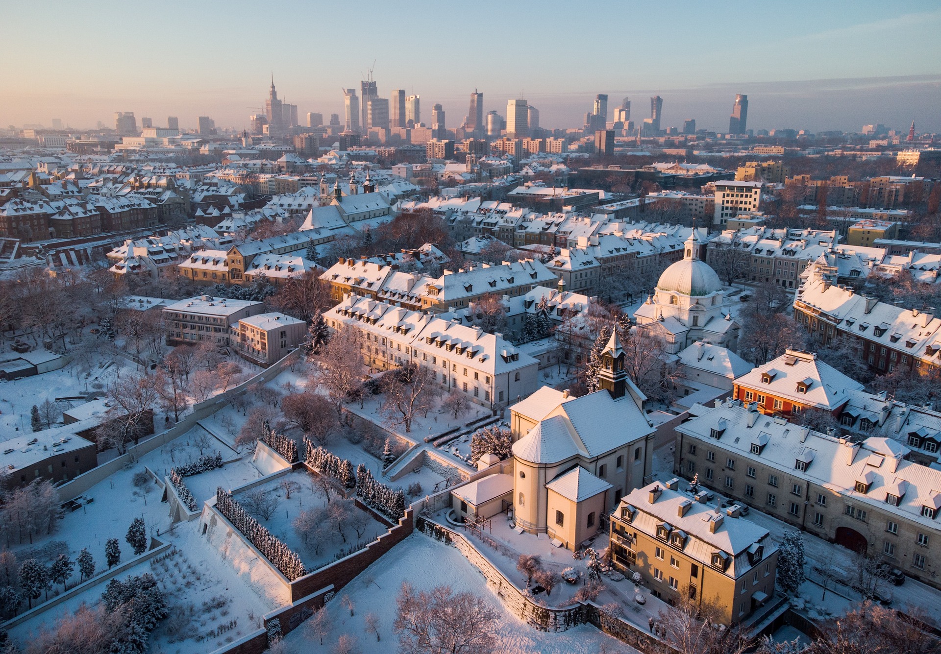 Warsaw Uncovered: Exclusive Private Walking Expedition