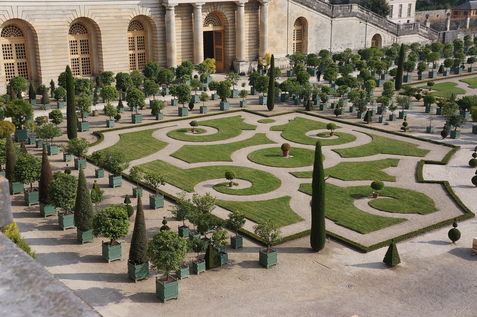 Regal Retreat: Private Full-Day Trip of Versailles Palace and Marie Antoinette’s Estate from Paris