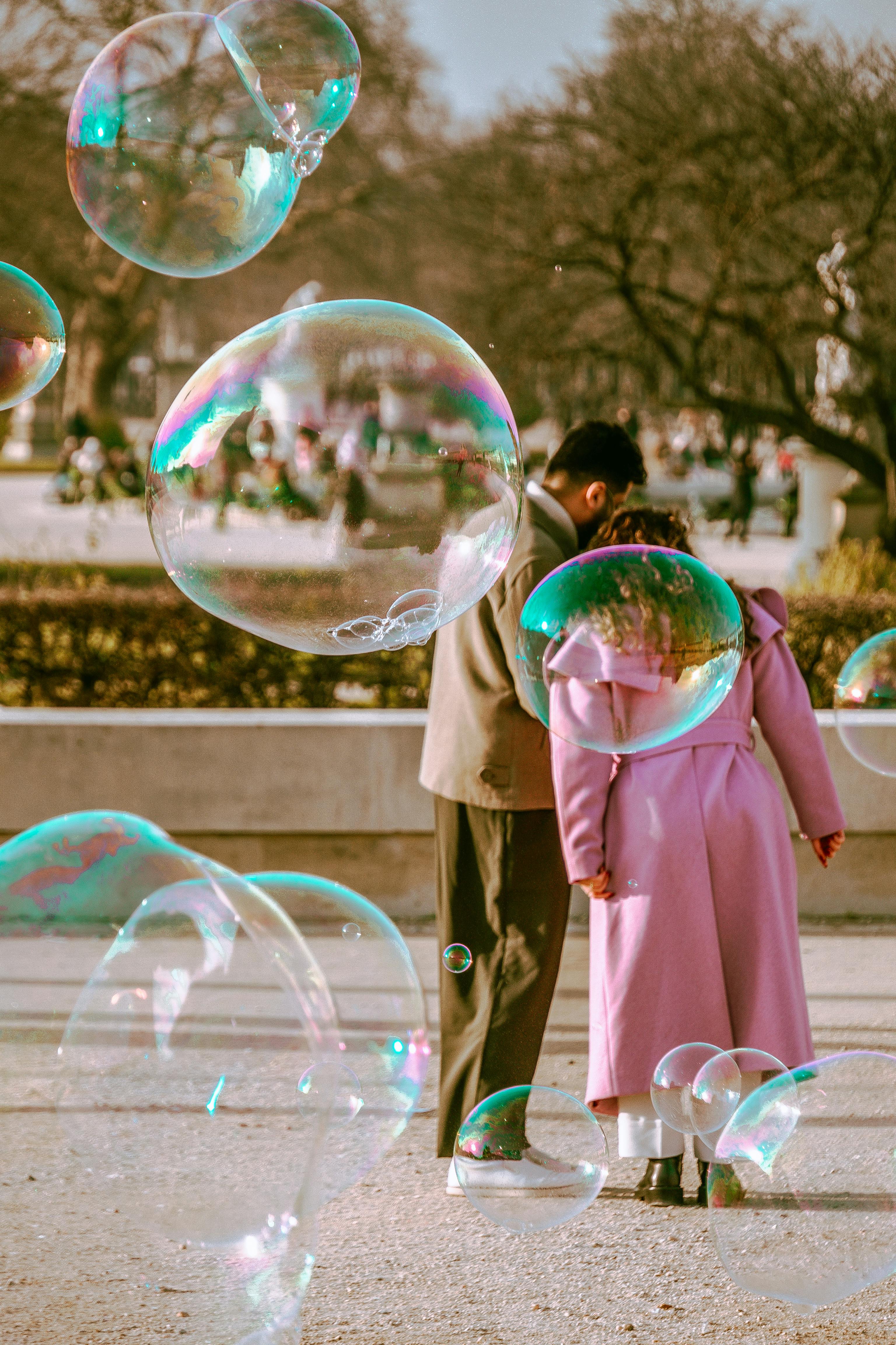Jardin des Tuileries Professional Photoshoot: Elegance Amidst Nature
