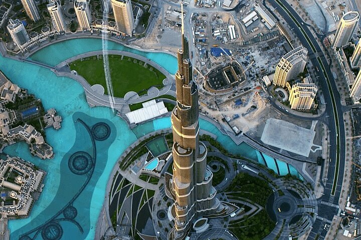 Private Half Day Dubai City Tour with Dubai Mall Shopping, Burj Khalifa 148th floor – At the Sky Experience & Musical Fountain Show