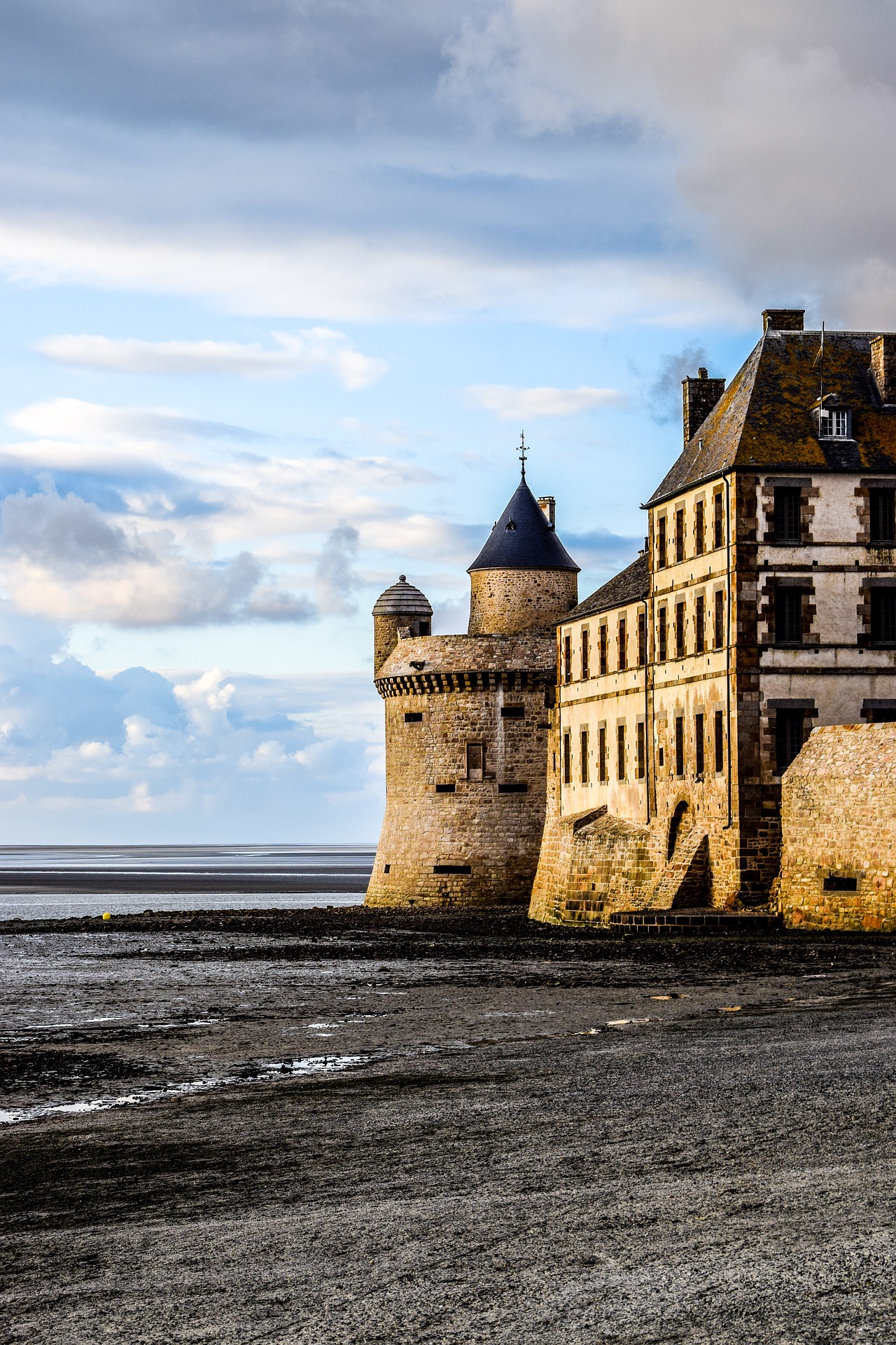 Breton Bliss: Paris Small Group Day Trip to Mont Saint Michel’s Heritage and Brittany Specialties