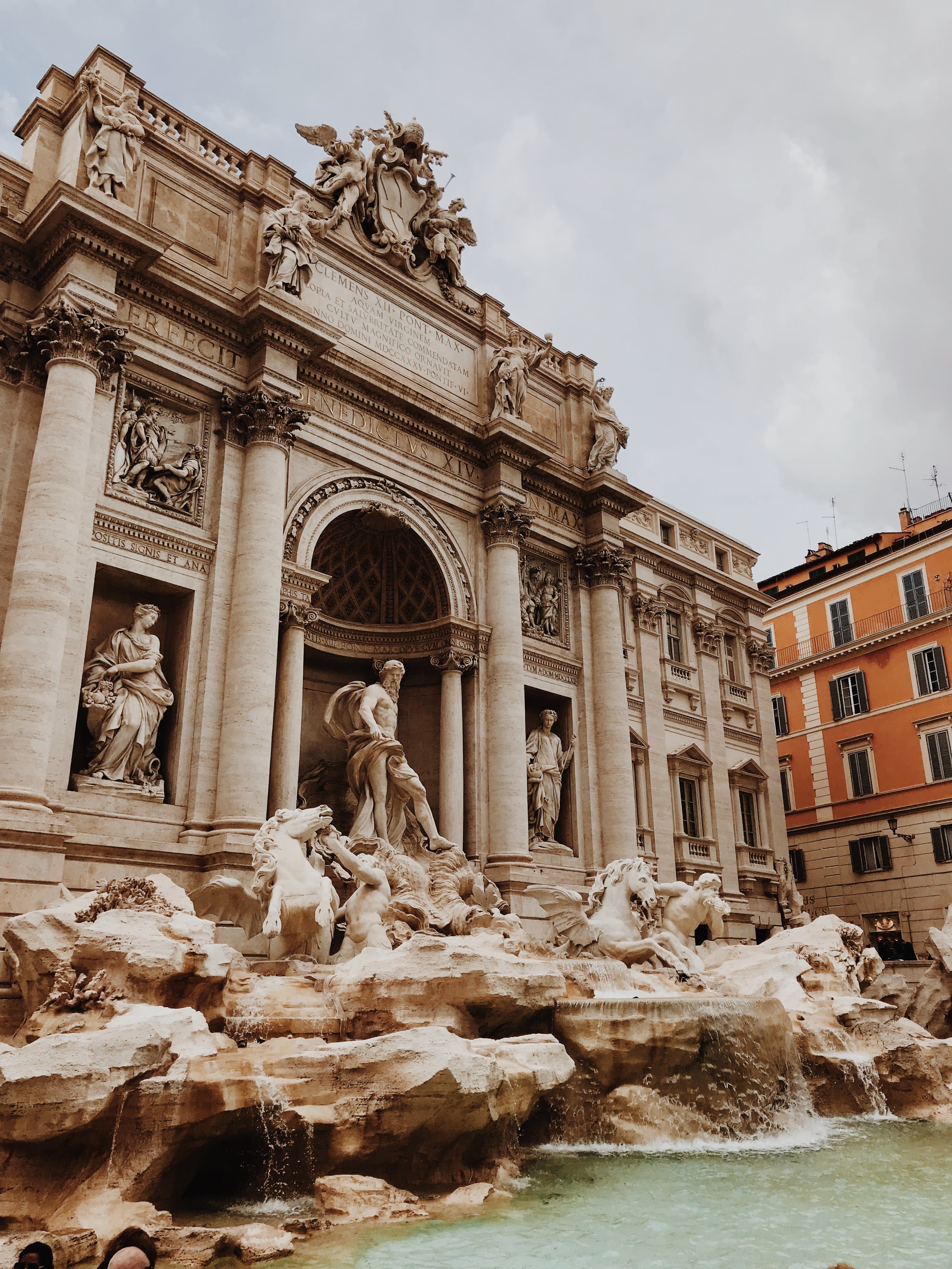 Paris-Swiss-Venice-Rome Private Van Tours – 13 Nights / 14 Days