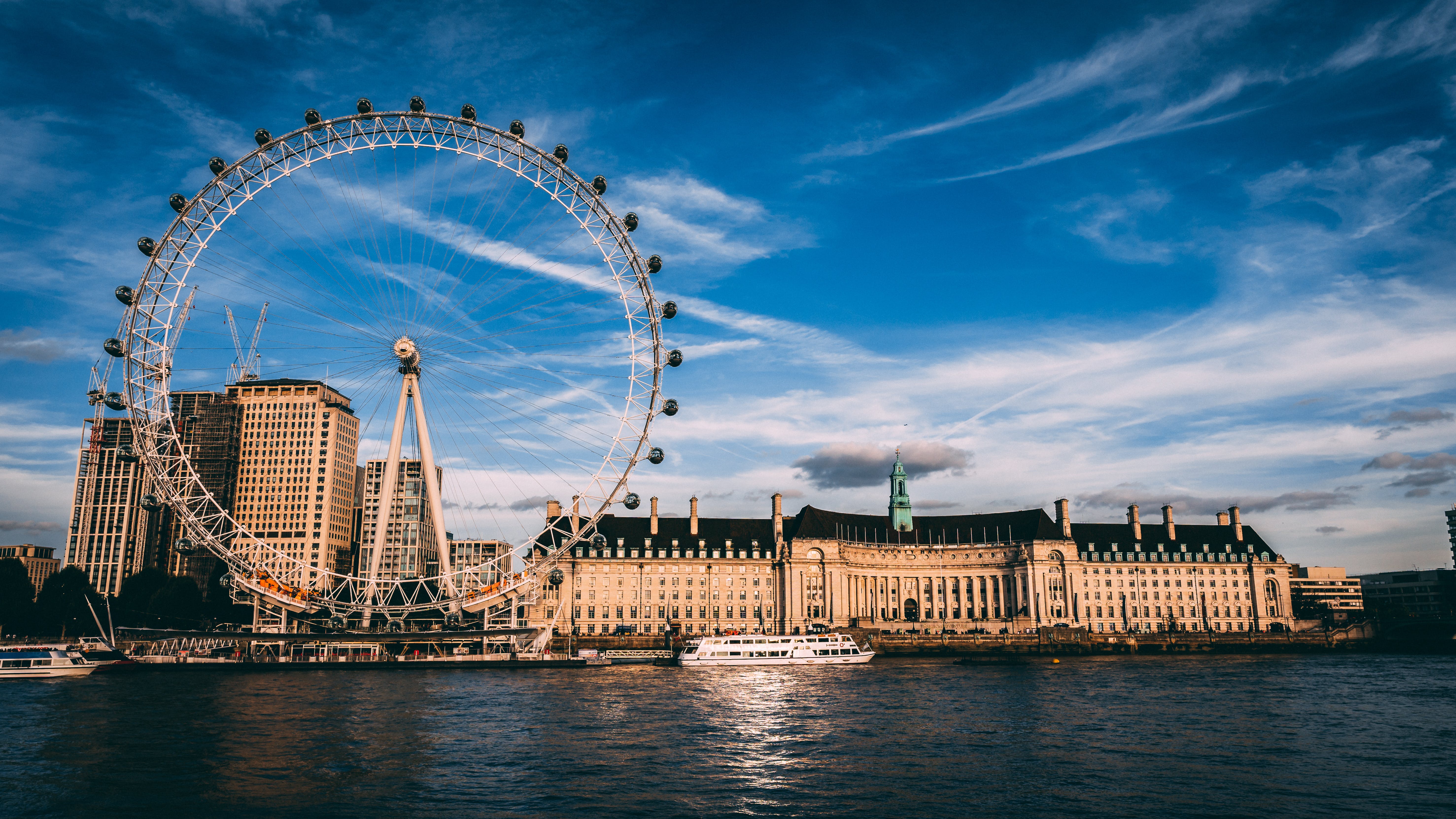 United Kingdom: Palaces and castles Private Van tour- 10 Nights / 11 Days