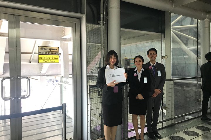 Guide Fasttrack Immigration Service: Bangkok Suvaanabhumi Airport (STD) Guide Fasttrack Immigration Service: Bangkok Suvaanabhumi Airport (STD)