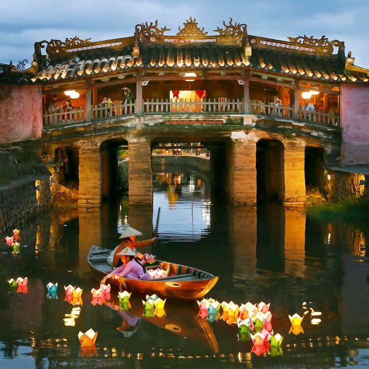 Charm of Central Vietnam 5 Days 4 Nights