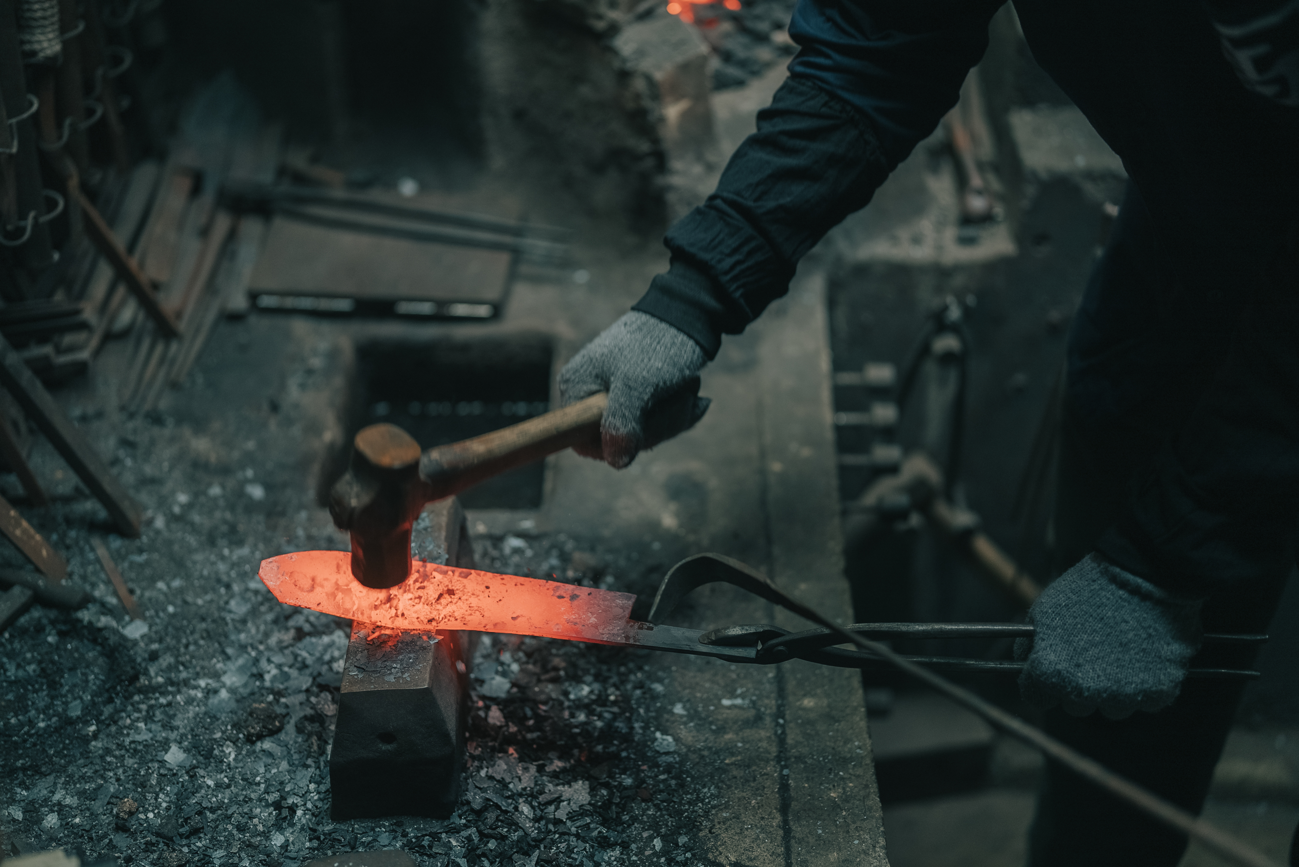 【MP】Forge a Limited-Edition Japanese Knife
