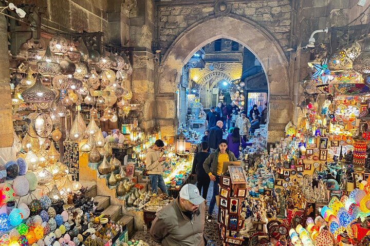 Giza Pyramids, Egyptian Museum & Khan El Khalili Tour Giza Pyramids, Egyptian Museum & Khan El Khalili Tour