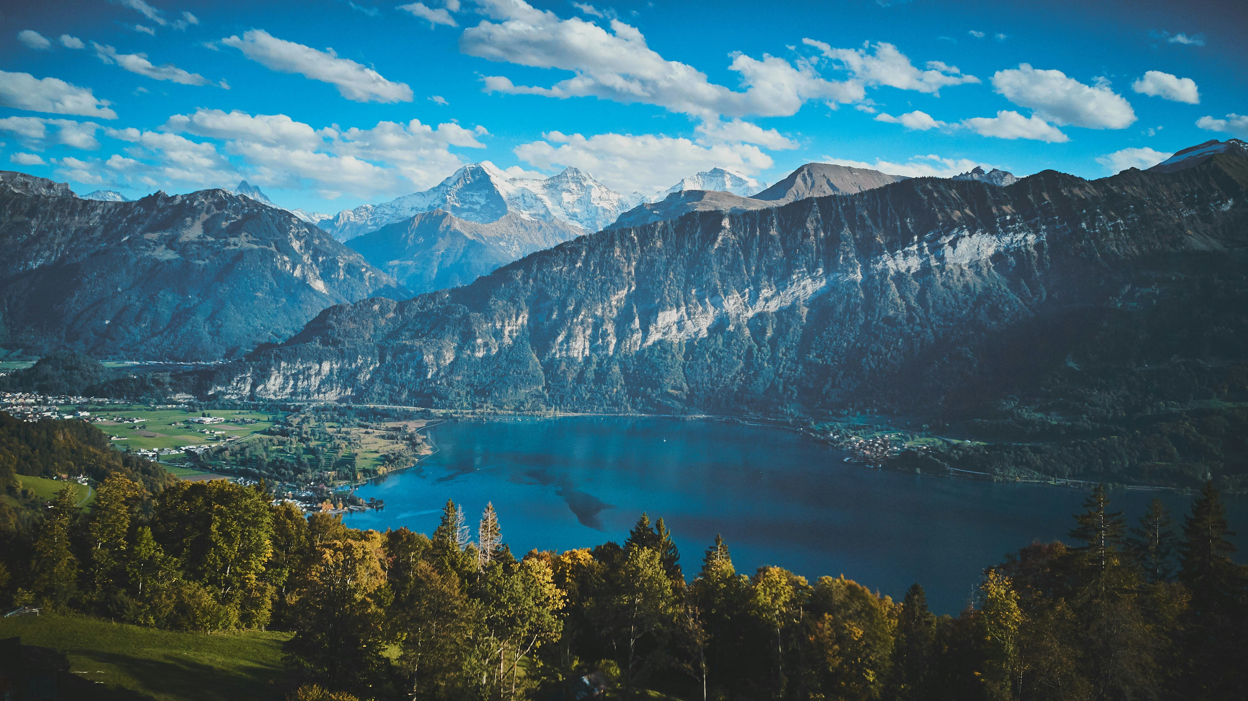 Interlaken Immersion: A Captivating Walking Journey