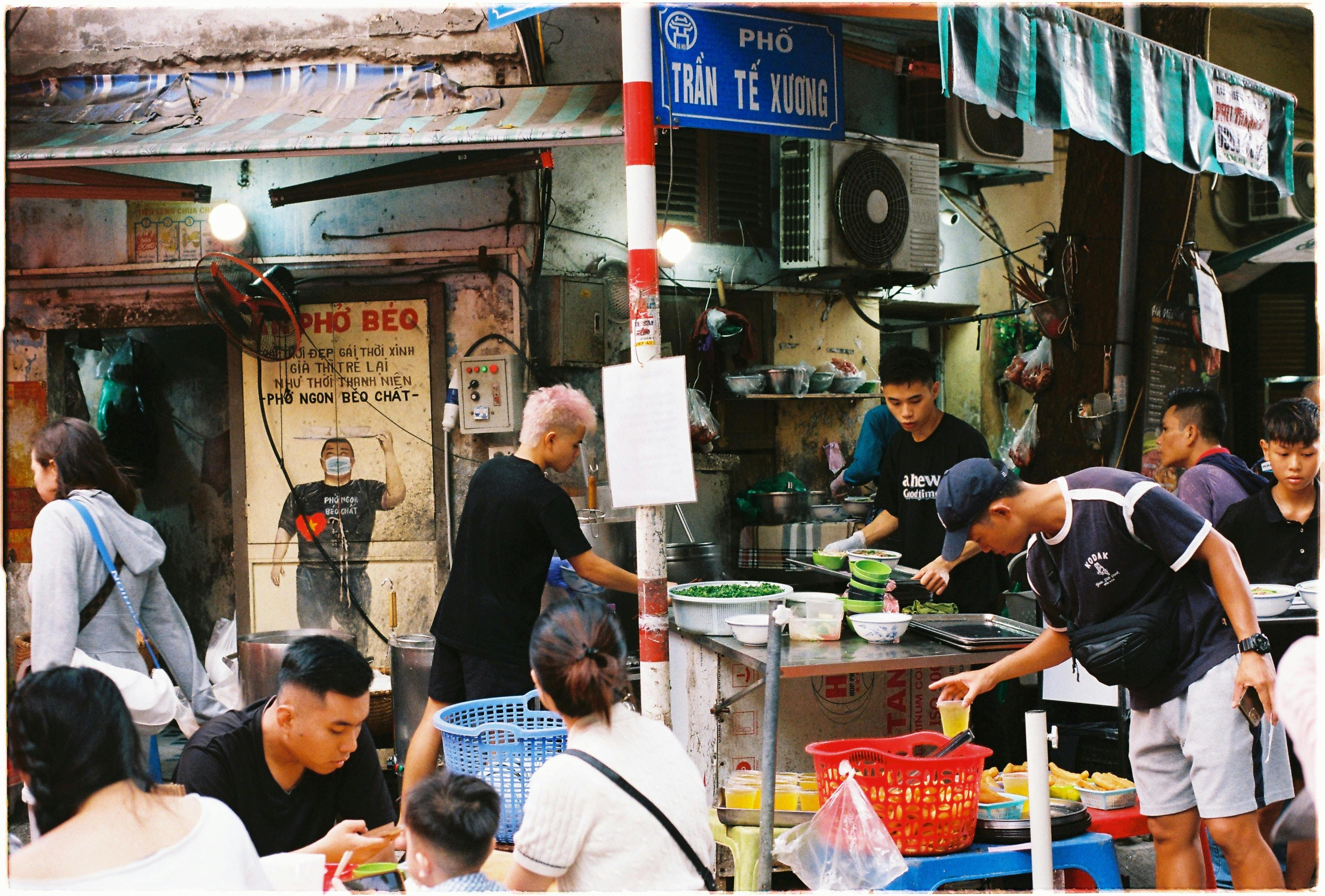 Best-Selling Hanoi Old Quarter Street Food Walking Tour – Small Group
