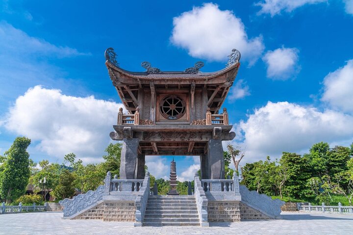 From Ninh Binh: Explore Bai Dinh, Mua Caves, Trang An Beauty