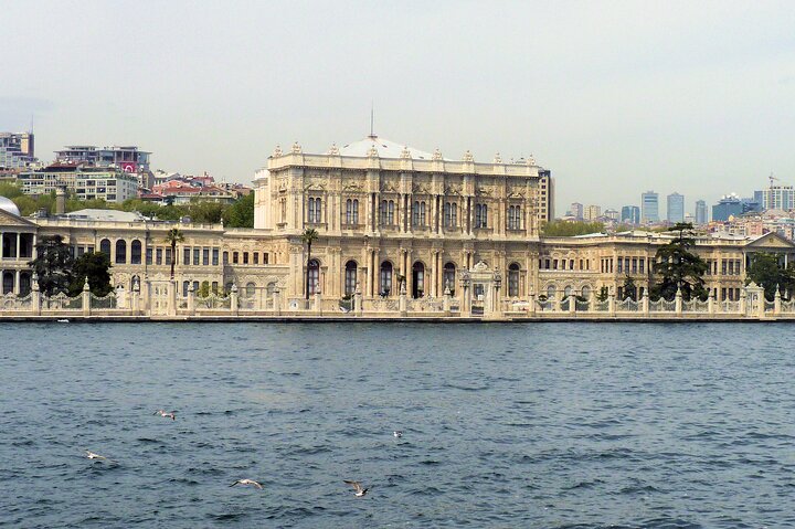Istanbul Full-Day Dolmabahce Palace With Bosphorus Cruise