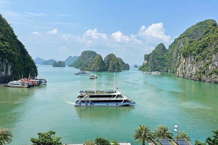 La Casta Daily Cruise Explore Halong Bay in One Day Tour