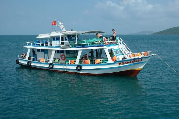 Best Choice Phu Quoc Big Fishing Tours with Lunch