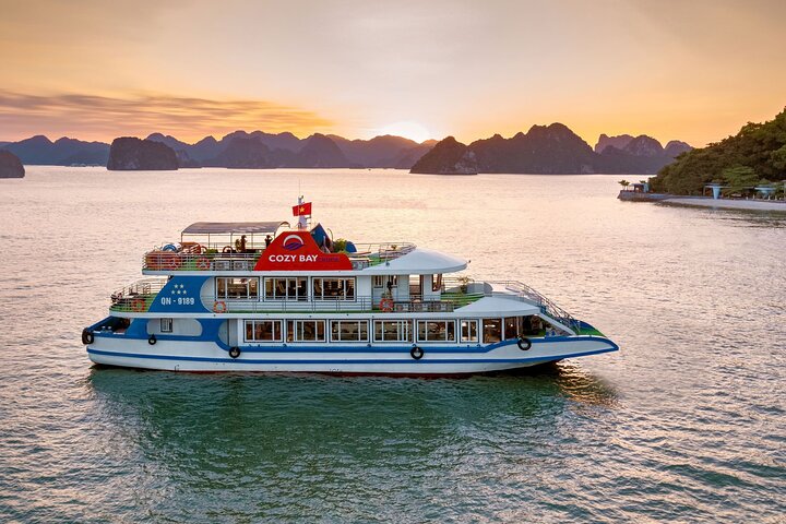 Cozy Premium Cruise Halong 1 Day Trip from Hanoi by Expressway Cozy Premium Cruise Halong 1 Day Trip from Hanoi by Expressway