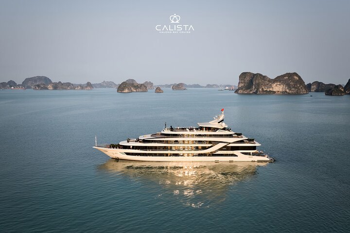 Hanoi to Halong Bay: Calista 6-Star Luxury 2 Day 1 Night Cruise Hanoi to Halong Bay: Calista 6-Star Luxury 2 Day 1 Night Cruise