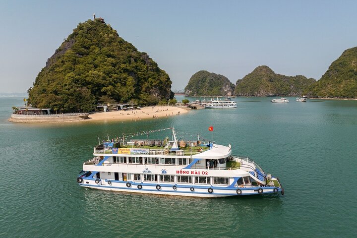 Dragon King Cruise Ha Long Bay Day Tour with Lunch & Transfer Dragon King Cruise Ha Long Bay Day Tour with Lunch & Transfer