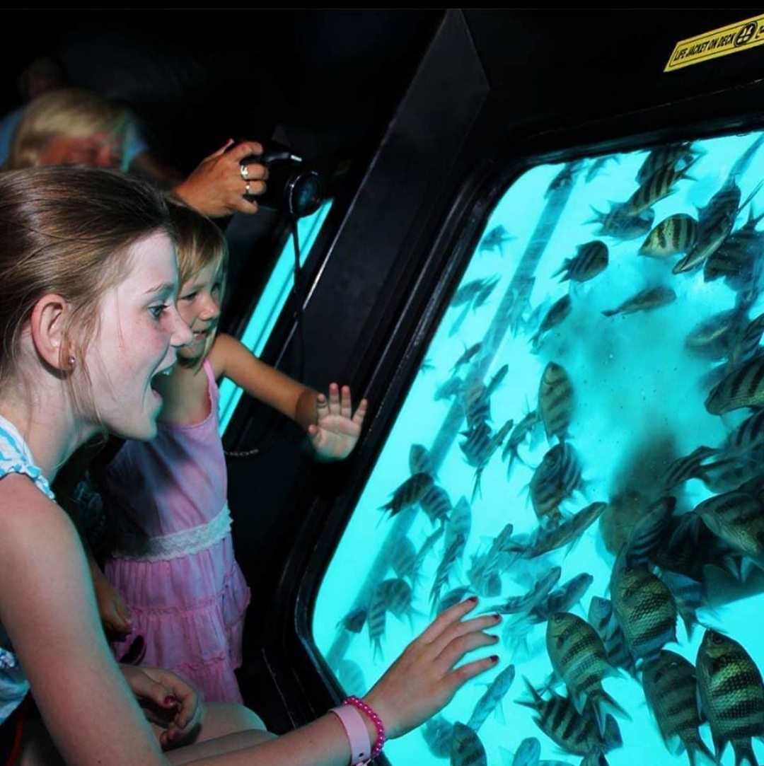 Premium Panorama Semi-Submarine, Snorkeling Sea Trip – Hurghada