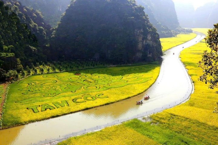 Ninh Binh Full-Day Tour: Hoa Lu, Tam Coc & Limousine from Hanoi Ninh Binh Full-Day Tour: Hoa Lu, Tam Coc & Limousine from Hanoi