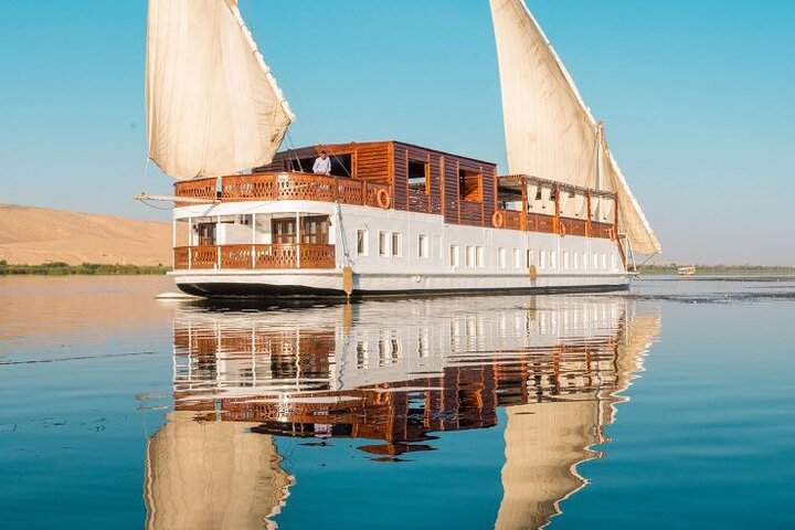 Buy Dahabiya Nile Cruises 5 days 4 nights Buy Dahabiya Nile Cruises 5 days 4 nights