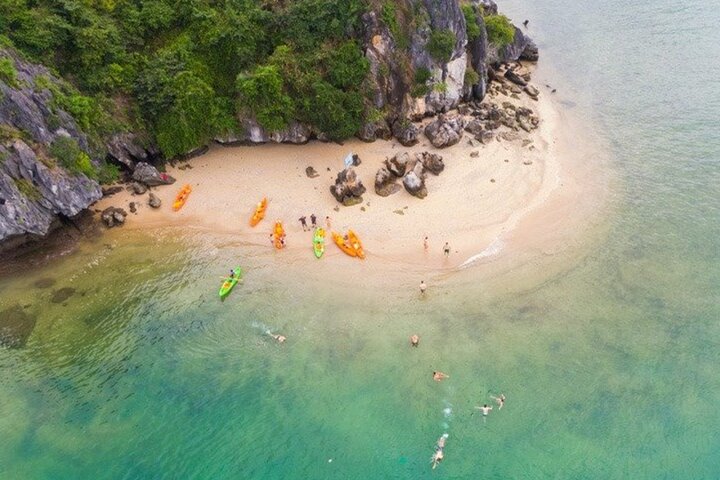 Full Day Boat Tour in Cat Ba Archipelago – Lan Ha Bay with Meals