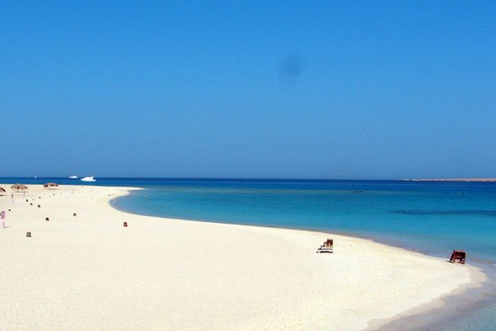 Abu Dabab Bay National Park Swim with Turtles from Hurghada Abu Dabab Bay National Park Swim with Turtles from Hurghada