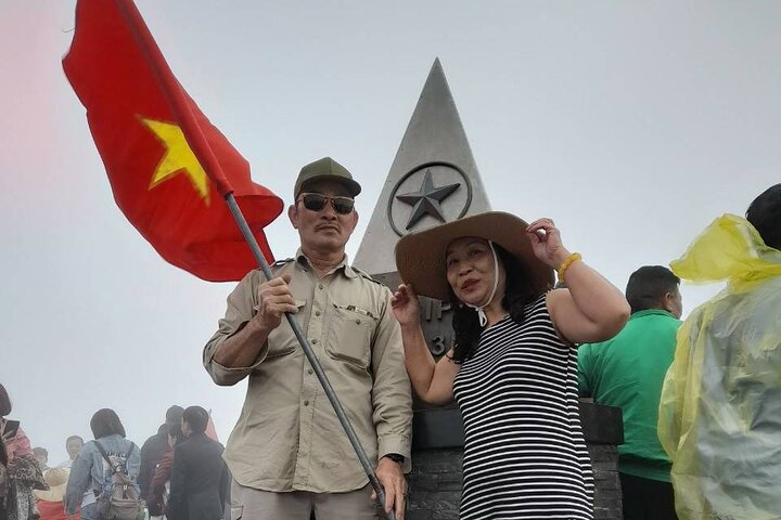 From Hanoi: 2 Days Sapa Tour with Fansipan Peak Visiting