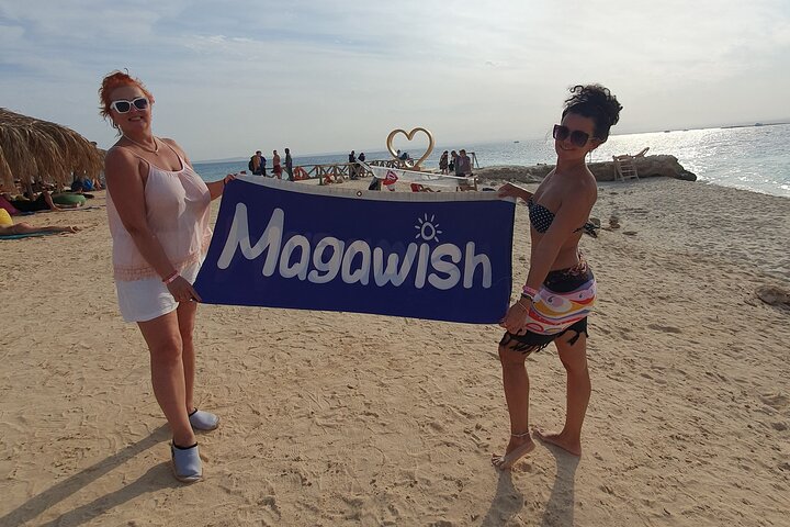 Premium Magawish Island Sea Trip & Coral Reef Stops – Hurghada
