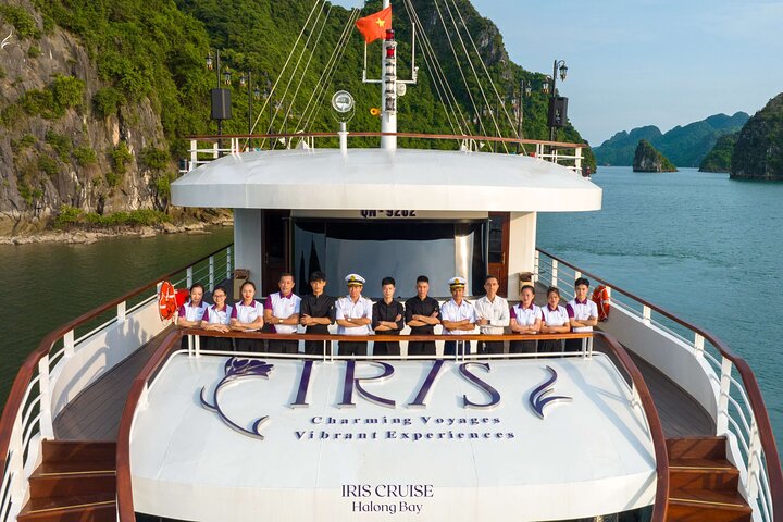 IRIS 5 Star Cruise – Top Luxury Cruise From Hanoi By Limousine
