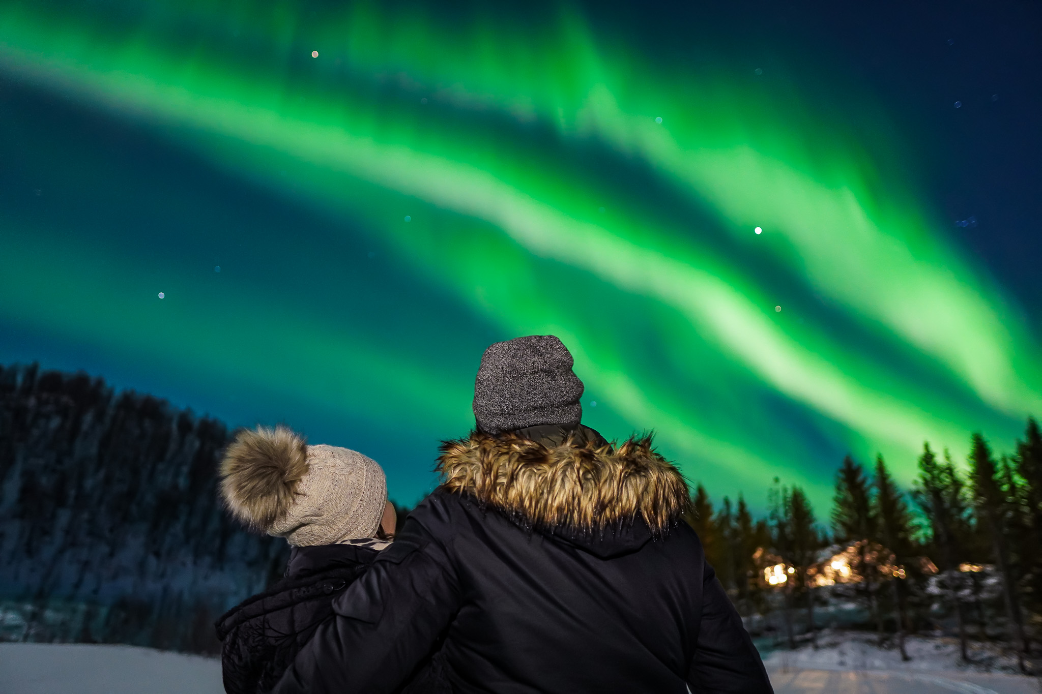 Tromsø: Private Guaranteed Northern Lights Expedition with Photographer & Unlimited Mileage/Time – Private Tour