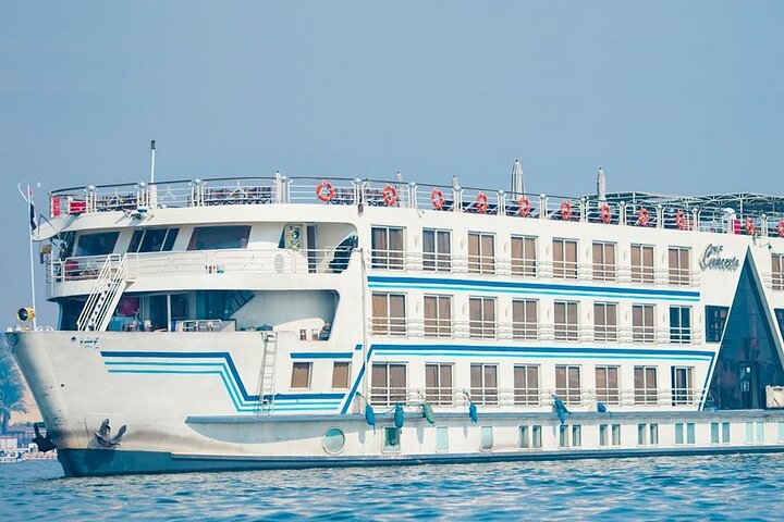 4 Day Nile Cruise Aswan and Luxor Hot Air Balloon with Abu Simbel