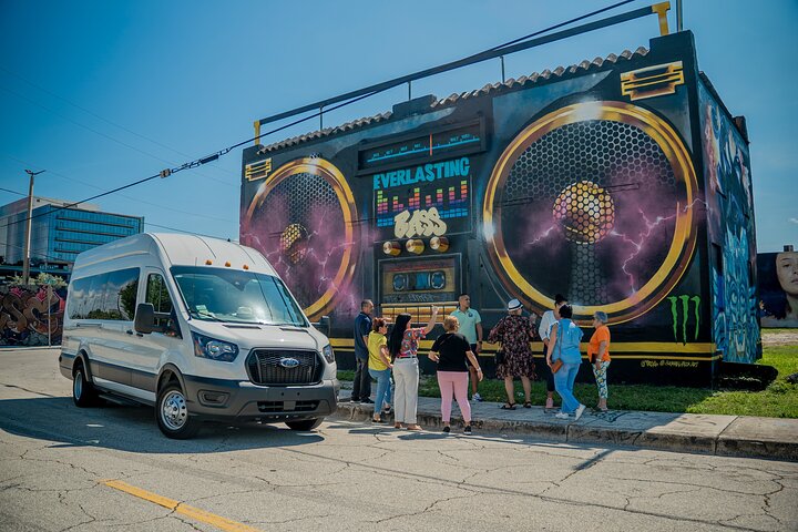 Miami City Tour in 3.5 Hrs–South Beach, Wynwood & Little Havana